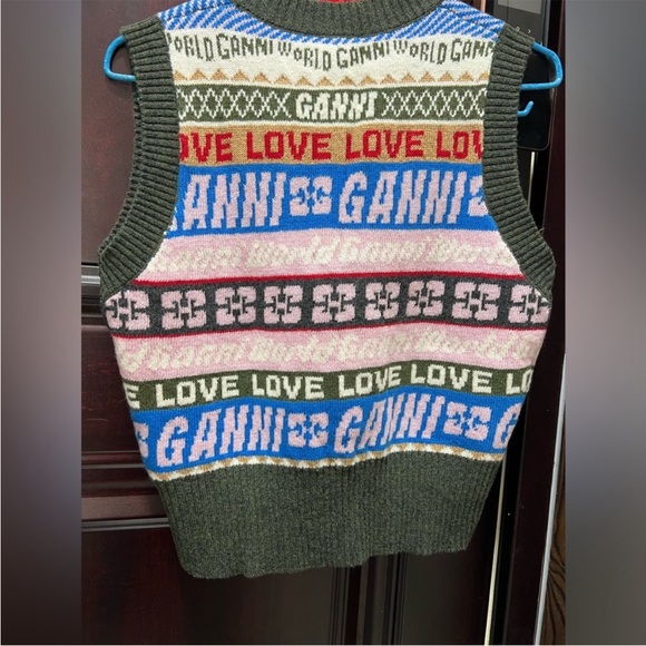 Ganni vest - Picture 3 of 3
